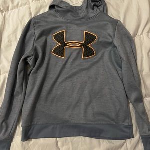 Under armour sweatshirt